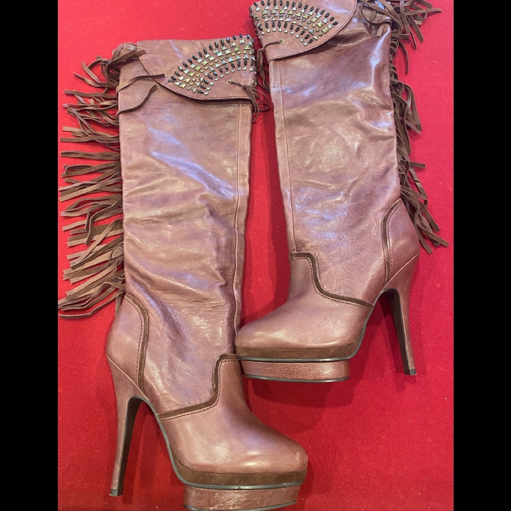 New Miss Robertson real brown fringe leather over knees studded boots size 8.5